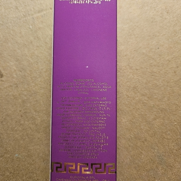 Versace Dylan Purple Perfume Box with Gold Details - Picture 2 of 4
